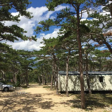 Кемпинг Liza Mobilehomes Razanac Ртина